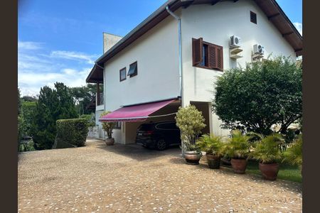 Casa de condomínio à venda com 456m², 4 quartos e 4 vagas