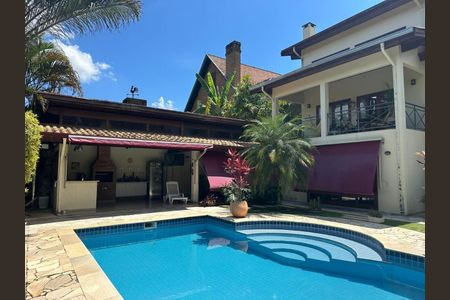 Casa de condomínio à venda com 456m², 4 quartos e 4 vagas
