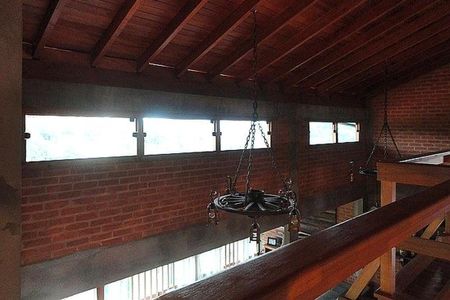 Casa de condomínio à venda com 350m², 4 quartos e 4 vagas