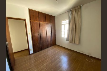 Apartamento à venda com 90m², 2 quartos e 1 vaga