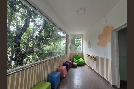 Casa à venda com 240m², 5 quartos e 2 vagas