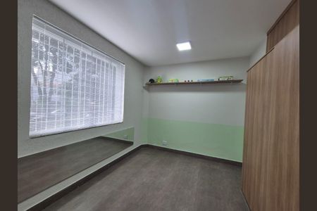 Casa à venda com 240m², 5 quartos e 2 vagas