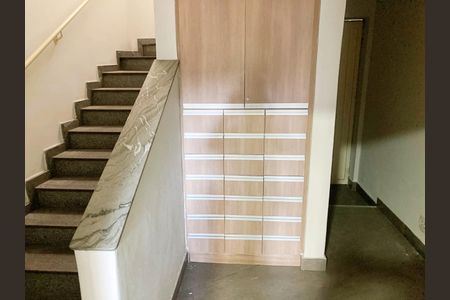 Casa à venda com 240m², 5 quartos e 2 vagas