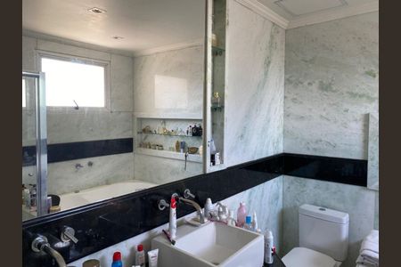 Apartamento à venda com 205m², 4 quartos e sem vaga