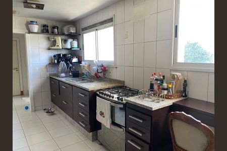 Apartamento à venda com 205m², 4 quartos e sem vaga