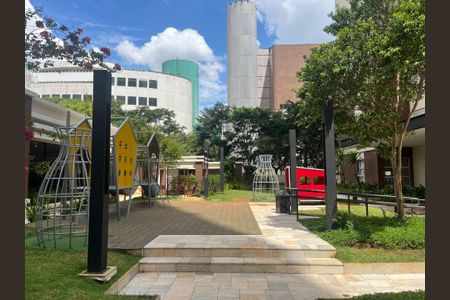 Apartamento para alugar com 160m², 4 quartos e 3 vagas Apartamento para alugar com 160m², 4 quartos e 3 vagasÁrea comum - Playground