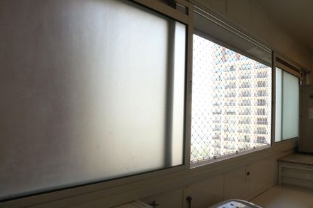 Apartamento para alugar com 160m², 4 quartos e 3 vagasÁrea de Serviço