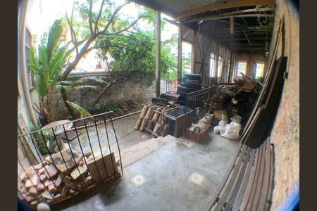 Casa à venda com 234m², 5 quartos e sem vaga