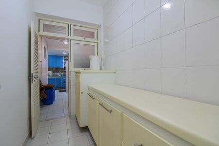 Casa à venda com 227m², 4 quartos e 1 vaga