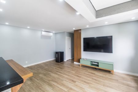 Sala  de apartamento para alugar com 2 quartos, 69m² em Alphaville, Barueri