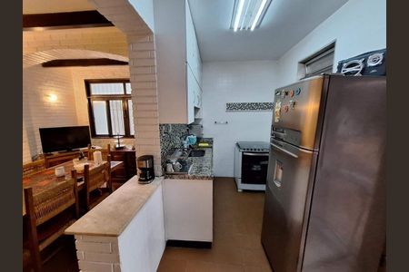 Casa à venda com 306m², 5 quartos e 5 vagas