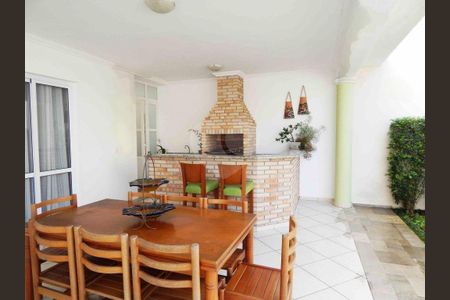 Casa à venda com 430m², 4 quartos e 6 vagas