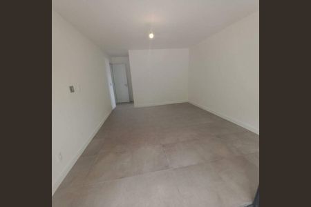 Casa à venda com 626m², 5 quartos e 3 vagas