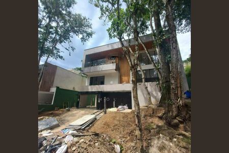 Casa à venda com 626m², 5 quartos e 3 vagas