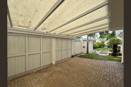 Casa à venda com 612m², 5 quartos e 4 vagasGaragem