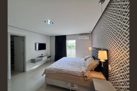 Casa à venda com 612m², 5 quartos e 4 vagasSuíte 4