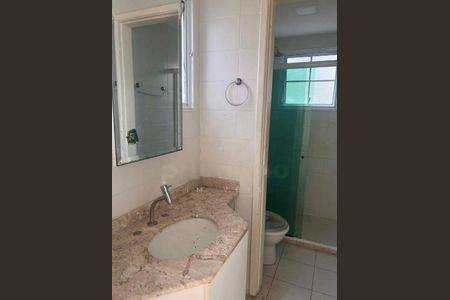 Casa à venda com 158m², 4 quartos e 2 vagas