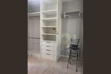 Casa à venda com 158m², 4 quartos e 2 vagas