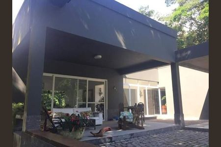 Casa à venda com 850m², 3 quartos e sem vaga