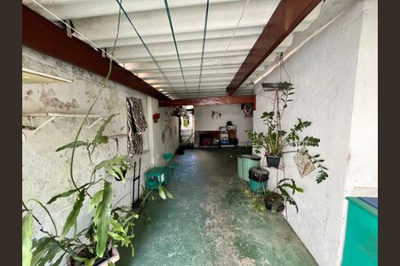 Casa à venda com 258m², 3 quartos e 2 vagasQuintal