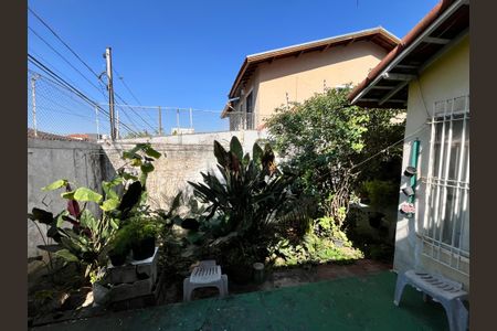 Casa à venda com 258m², 3 quartos e 2 vagasQuintal