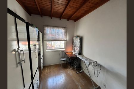 Casa à venda com 258m², 3 quartos e 2 vagasQuarto 2