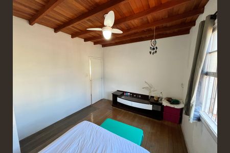 Casa à venda com 258m², 3 quartos e 2 vagasQuarto 1