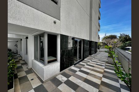 Apartamento à venda com 35m², 1 quarto e sem vaga Apartamento à venda com 35m², 1 quarto e sem vagaTerraço