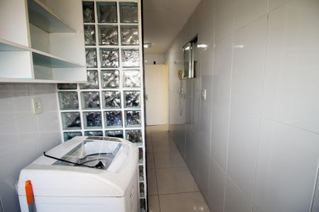 Apartamento para alugar com 70m², 3 quartos e 1 vagaÁrea de Serviço