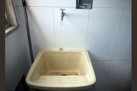 Apartamento para alugar com 70m², 3 quartos e 1 vagaÁrea de Serviço