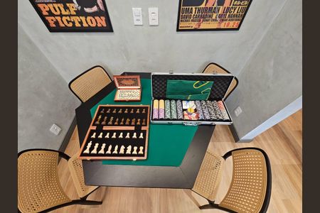 Apartamento à venda com 28m², 1 quarto e sem vaga Apartamento à venda com 28m², 1 quarto e sem vagaárea comum - Sala de jogos