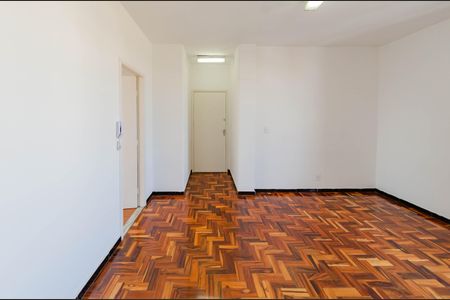 Apartamento à venda com 69m², 3 quartos e 1 vagaSala