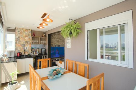 Varanda de apartamento à venda com 2 quartos, 64m² em Tatuapé, São Paulo