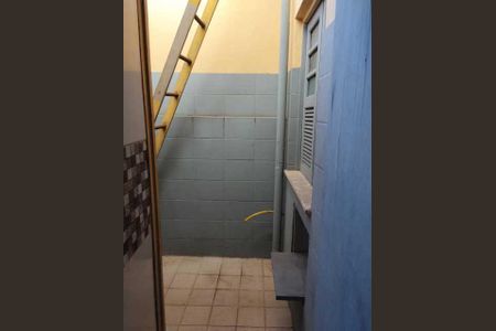 Casa à venda com 31m², 1 quarto e 1 vaga