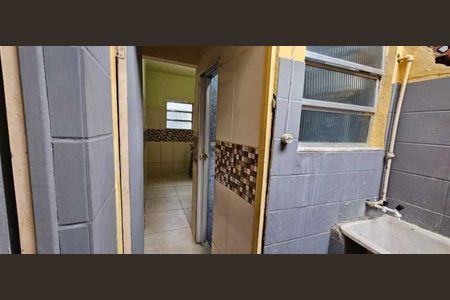 Casa à venda com 31m², 1 quarto e 1 vaga