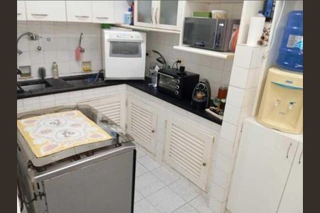 Apartamento à venda com 131m², 3 quartos e 1 vaga