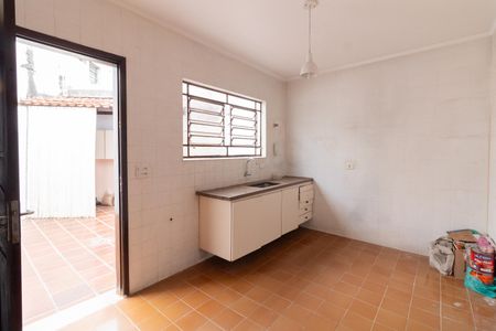 Casa à venda com 120m², 2 quartos e 2 vagasCozinha
