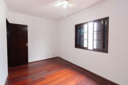 Casa à venda com 120m², 2 quartos e 2 vagasQuarto 2
