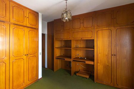 Apartamento para alugar com 215m², 3 quartos e 4 vagas Apartamento para alugar com 215m², 3 quartos e 4 vagas Suíte 2