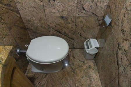 Apartamento para alugar com 215m², 3 quartos e 4 vagas Apartamento para alugar com 215m², 3 quartos e 4 vagasLavabo