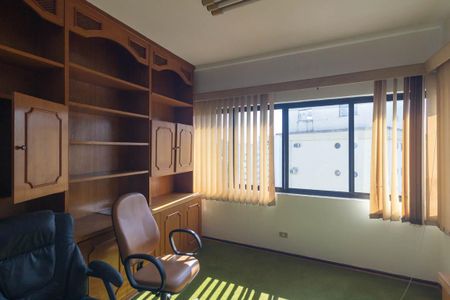 Apartamento para alugar com 215m², 3 quartos e 4 vagas Apartamento para alugar com 215m², 3 quartos e 4 vagasEscritório