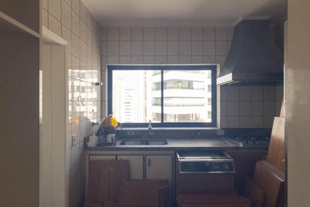 Apartamento para alugar com 215m², 3 quartos e 4 vagas Apartamento para alugar com 215m², 3 quartos e 4 vagasCozinha