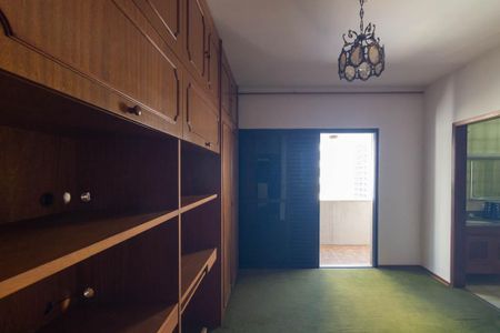 Apartamento para alugar com 215m², 3 quartos e 4 vagas Apartamento para alugar com 215m², 3 quartos e 4 vagas Suíte 2