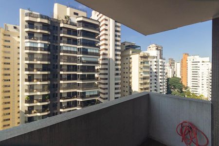 Apartamento para alugar com 215m², 3 quartos e 4 vagas Apartamento para alugar com 215m², 3 quartos e 4 vagasVaranda da Sala