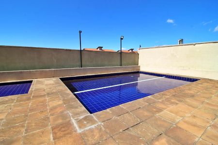 Apartamento à venda com 50m², 2 quartos e 1 vaga Apartamento à venda com 50m², 2 quartos e 1 vagaÁrea comum - Piscina