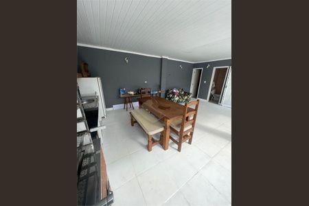 Casa à venda com 150m², 3 quartos e 3 vagas