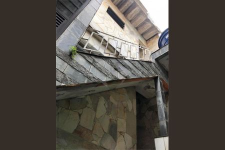 Casa à venda com 236m², 3 quartos e 2 vagas