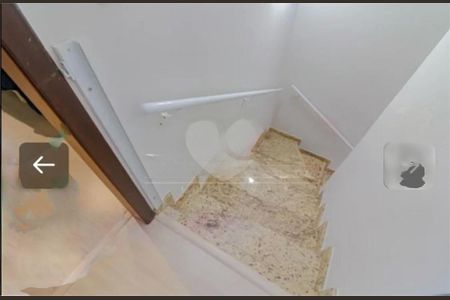 Casa à venda com 129m², 3 quartos e 2 vagas