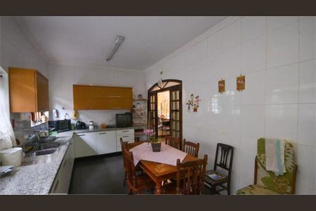Casa à venda com 465m², 4 quartos e 5 vagas