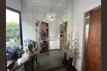 Apartamento à venda com 130m², 3 quartos e 1 vaga